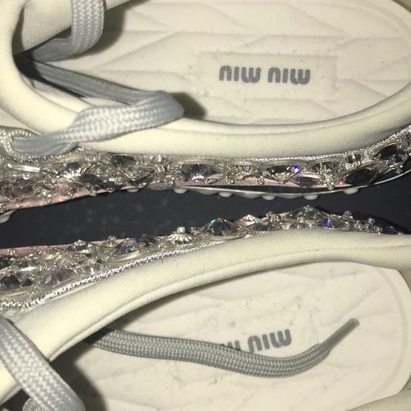 Miu Miu Astro running jewel-embellished satin snea - Picture 3 of 6